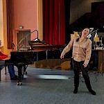 Klavierdozent Wolf Giloi mit Gesangsdozentin Elizabeth Wiles - Foto: Anja Kernig